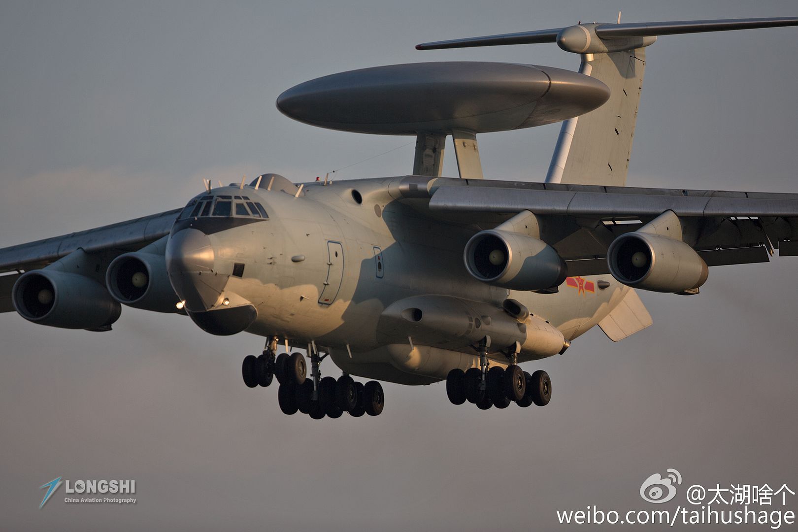 http://i988.photobucket.com/albums/af8/My-Military-Photos/PRC/Air/EW%20and%20Surveillance/KJ-2000/KJ2000_33.jpg