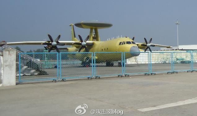 http://i988.photobucket.com/albums/af8/My-Military-Photos/PRC/Air/EW%20and%20Surveillance/KJ-500/KJ500_2.jpg