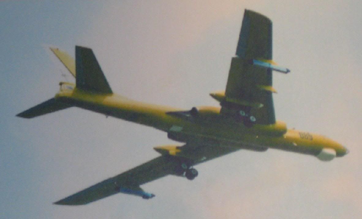 http://i988.photobucket.com/albums/af8/My-Military-Photos/PRC/Air/H-6%20Older%20Variants/H6G_1b.jpg
