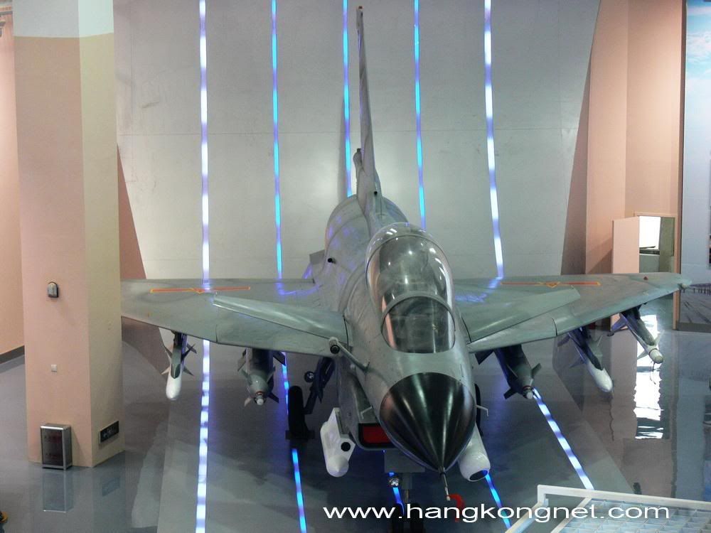 http://i988.photobucket.com/albums/af8/My-Military-Photos/PRC/Air/J-10A/J10S_16.jpg