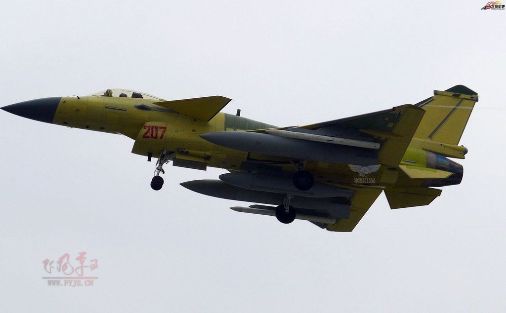 http://i988.photobucket.com/albums/af8/My-Military-Photos/PRC/Air/J-10B/J10B_63.jpg