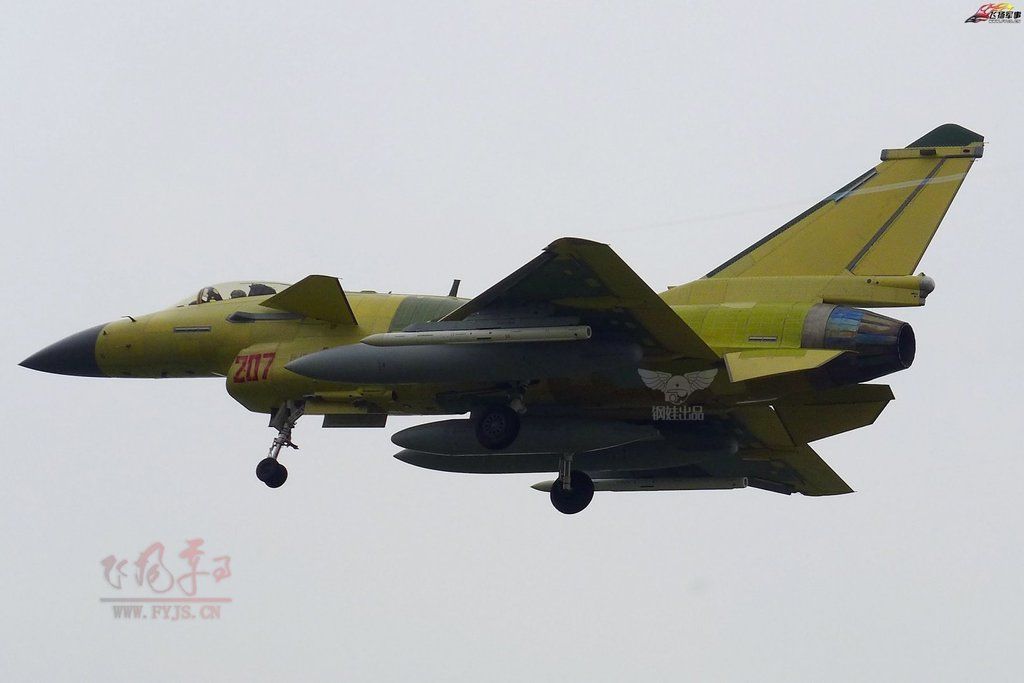 http://i988.photobucket.com/albums/af8/My-Military-Photos/PRC/Air/J-10B/J10B_65.jpg