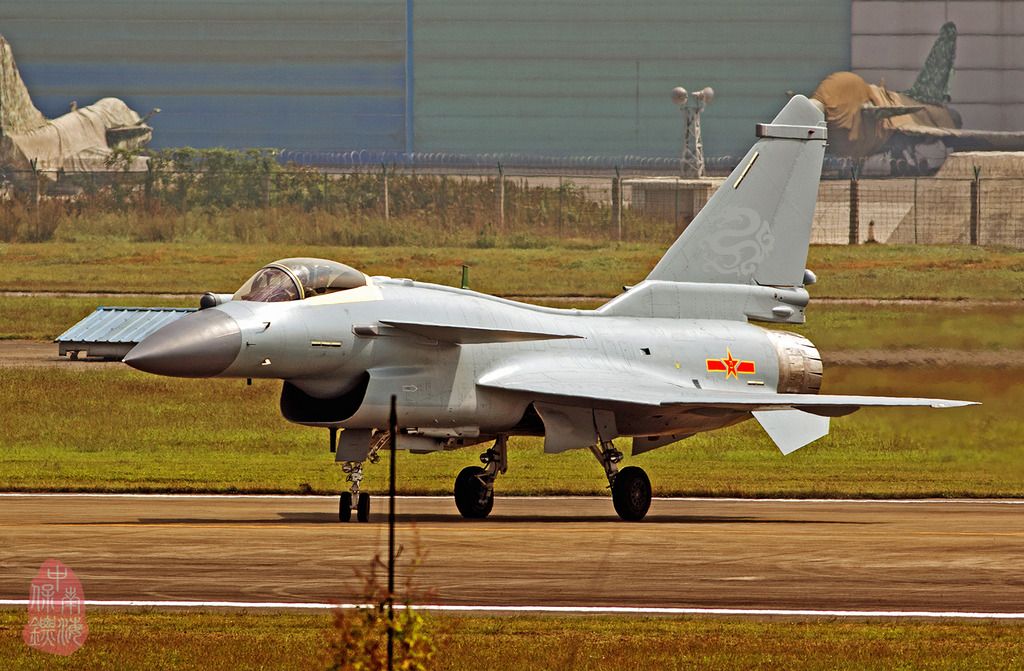 http://i988.photobucket.com/albums/af8/My-Military-Photos/PRC/Air/J-10B/J10_59.jpg