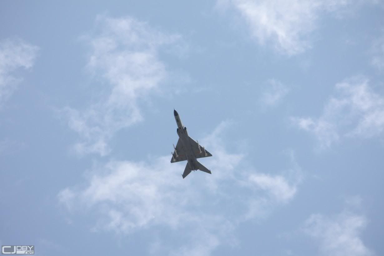 http://i988.photobucket.com/albums/af8/My-Military-Photos/PRC/Air/J-8F/J8F_1.jpg