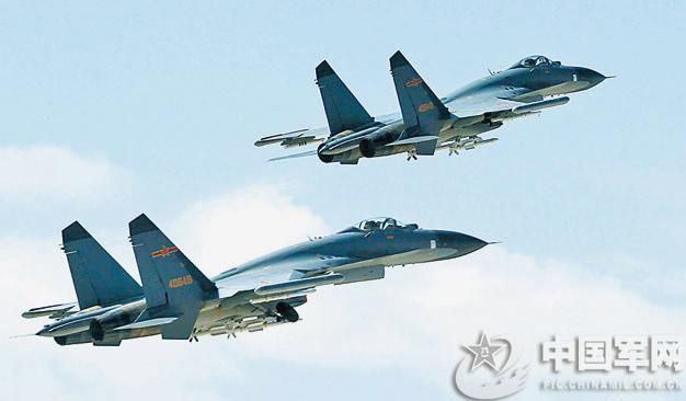 http://i988.photobucket.com/albums/af8/My-Military-Photos/PRC/Air/Su-27%20--%20J-11%20Older%20Variants/J11A_4.jpg