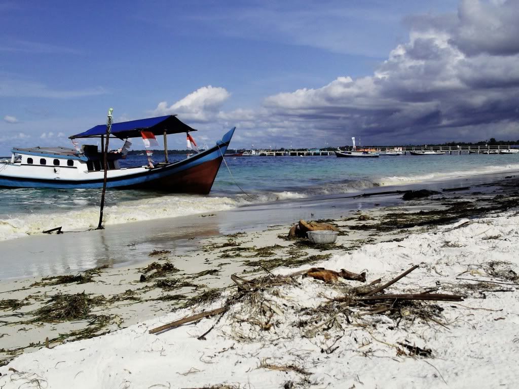 Tanjung Kelayang Beach